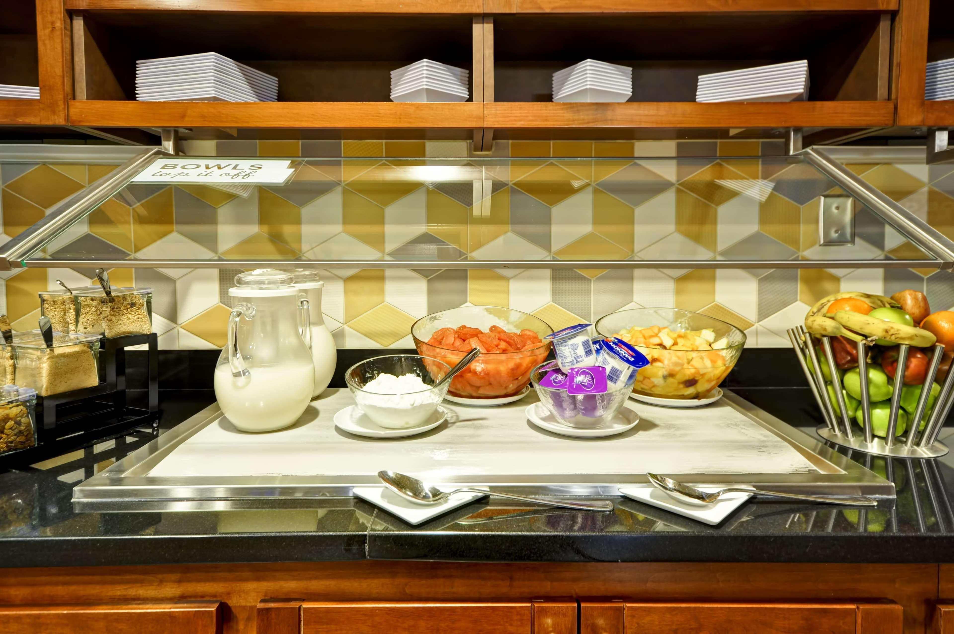 Hyatt Place Albuquerque Uptown Екстериор снимка