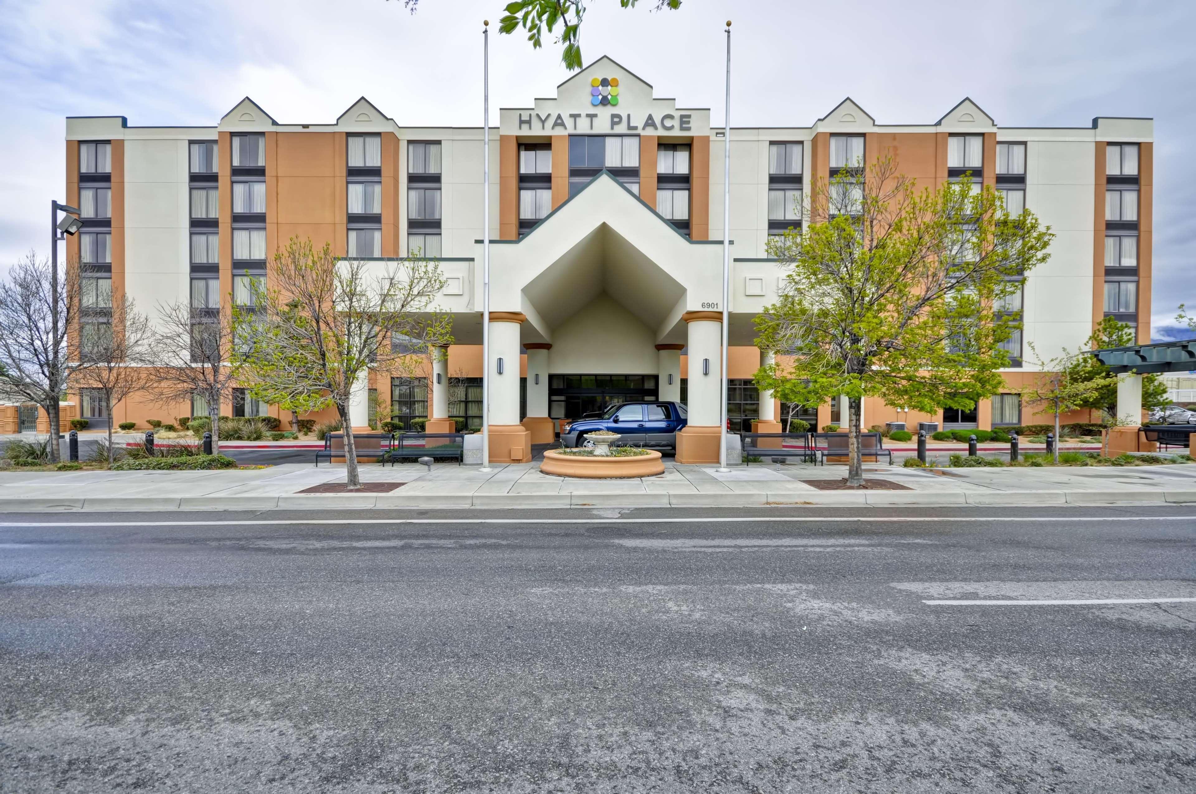 Hyatt Place Albuquerque Uptown Екстериор снимка