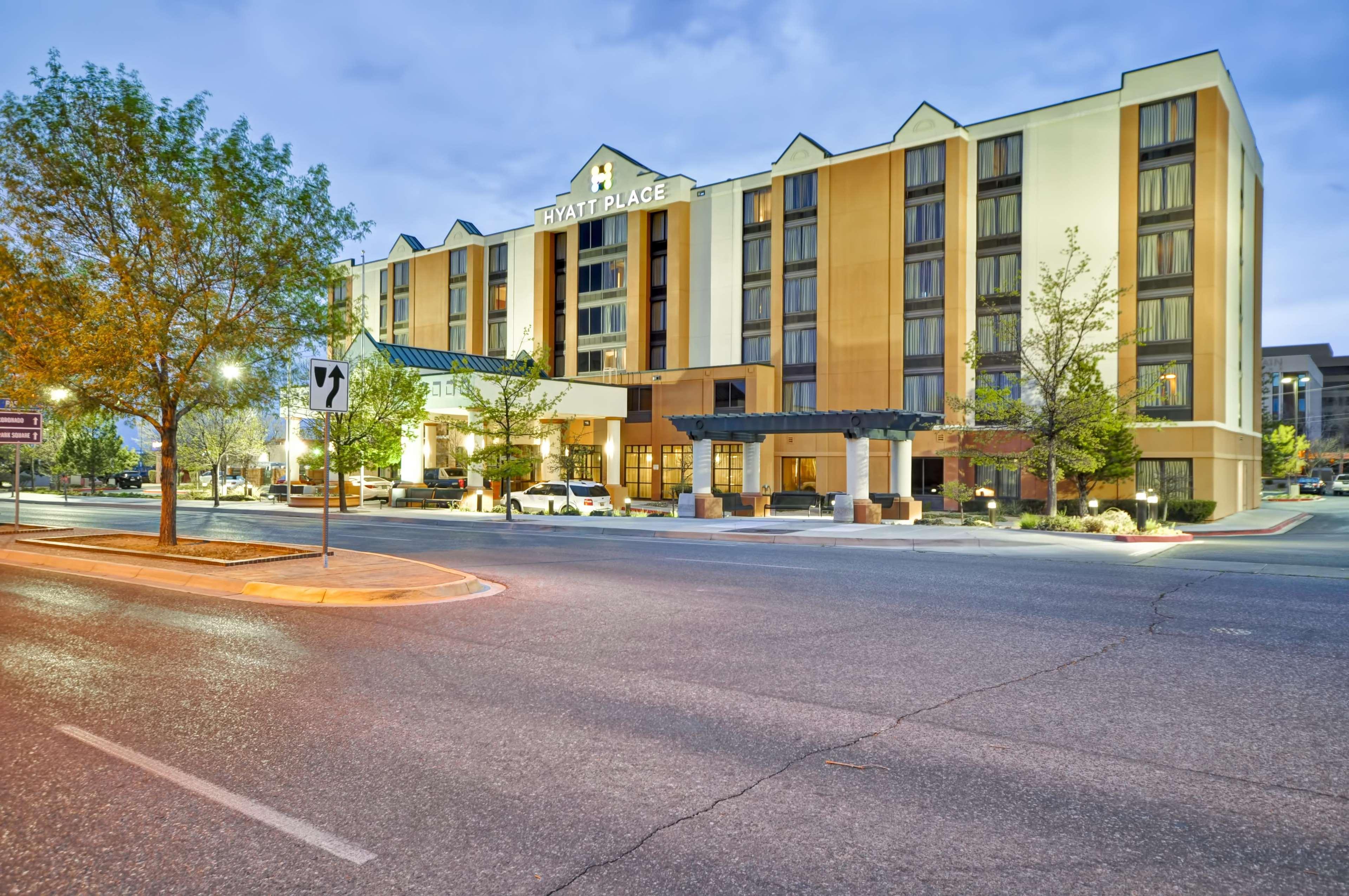 Hyatt Place Albuquerque Uptown Екстериор снимка