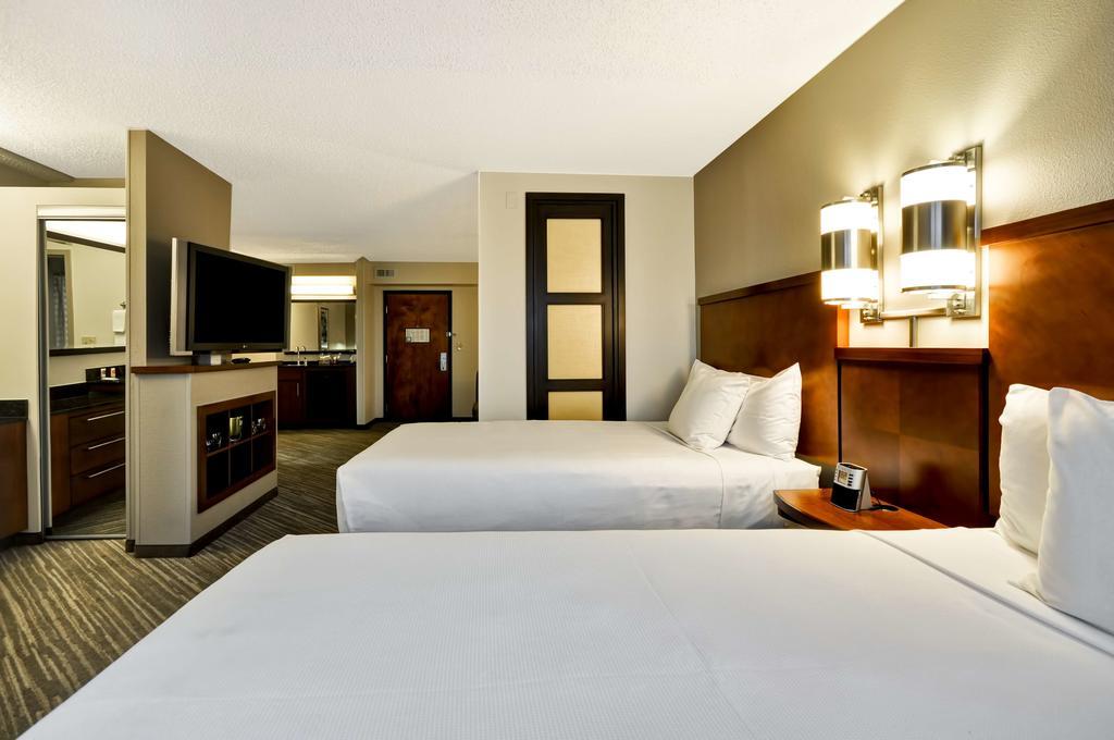 Hyatt Place Albuquerque Uptown Екстериор снимка